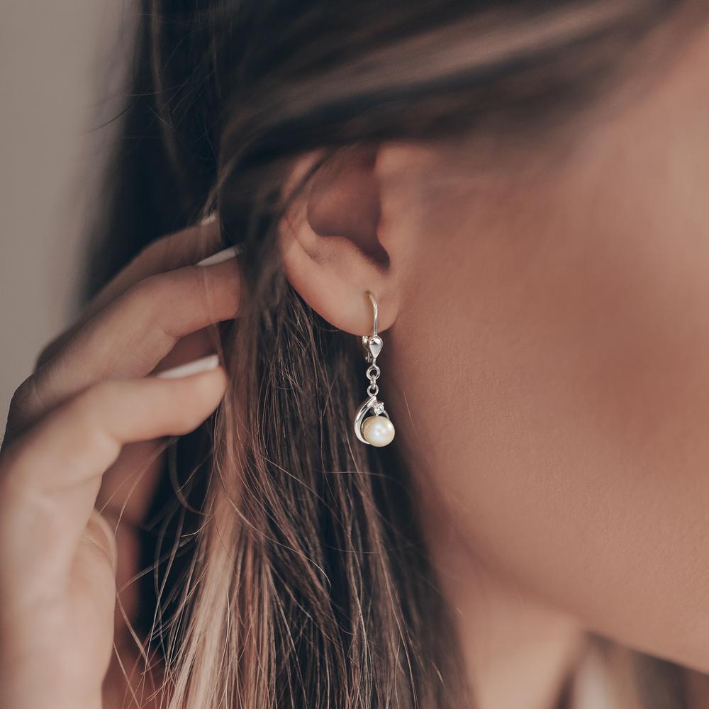 Oorbellen Zilver Zirkonia 2 Steen Gerhodineerd zoetwater Parel, 2 Parels, 5.5 mm