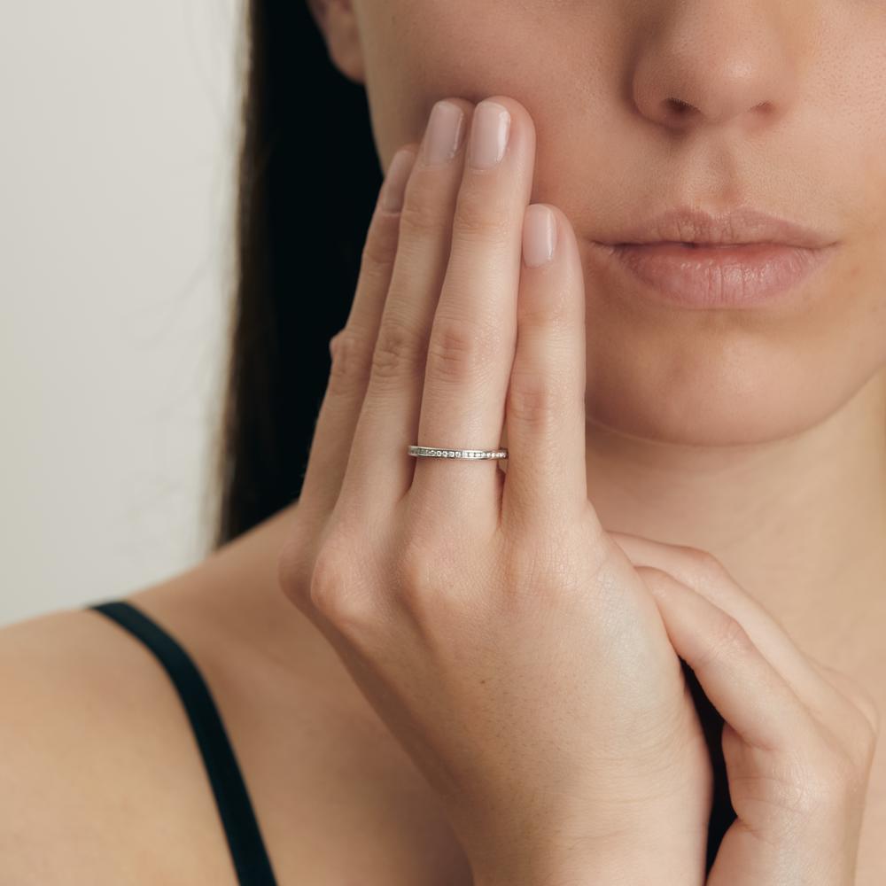 Memory ring 750/18K witgoud Diamant 0.25 ct, 50 Steen, w-si