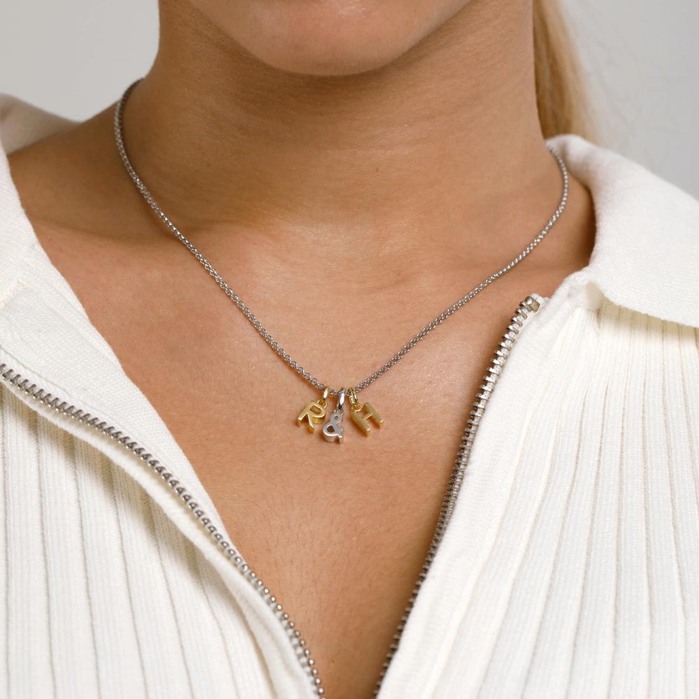 538049_596228_596194_596218_m