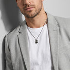 615205_m